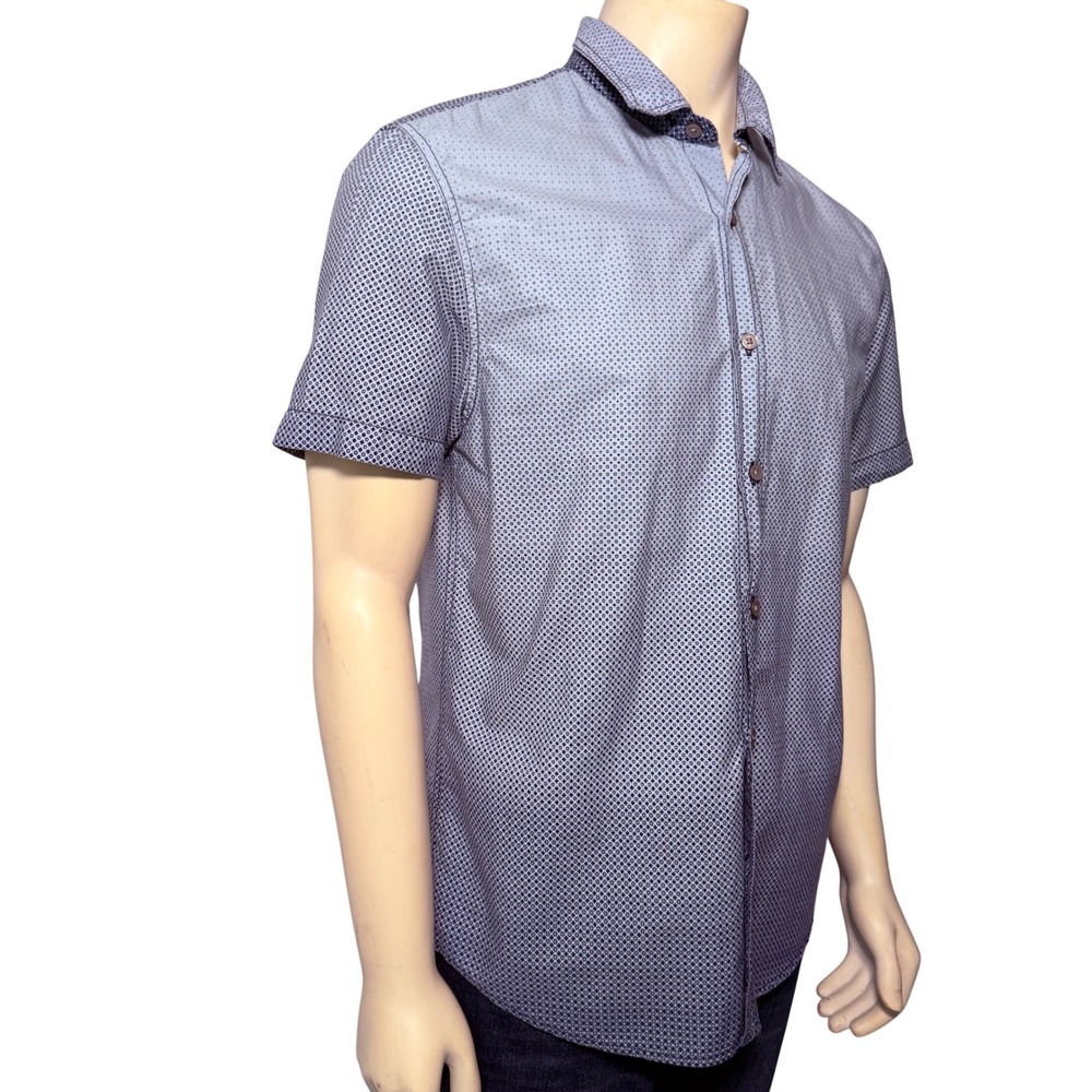 Guess Mens Short Sleeve Button Down Shirt Blue Geometric Ombre SM42H31W4VC L - Picture 2 of 8